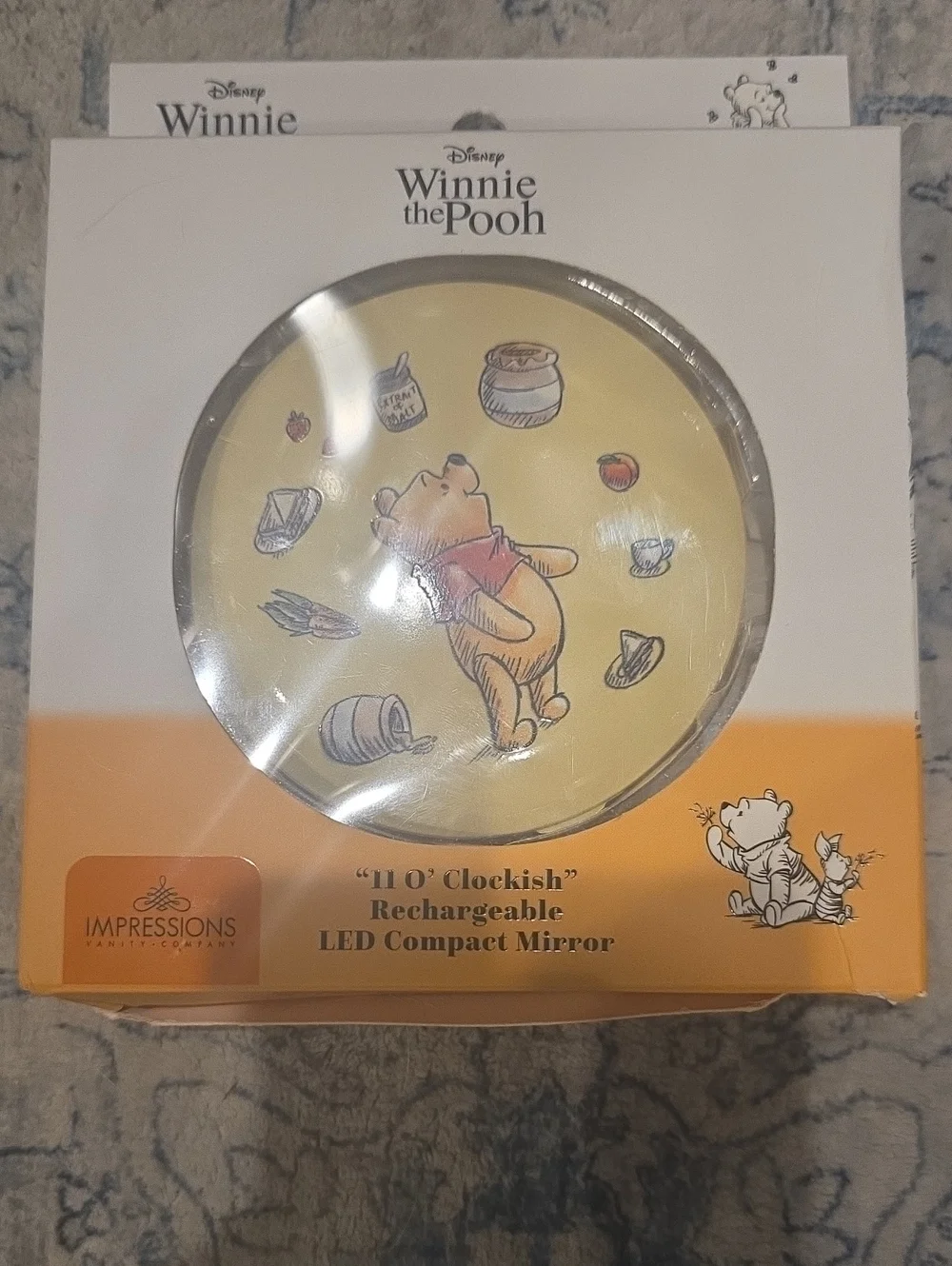 Disney Winnie the Pooh Yellow LED Rechargeable Compact Mirror